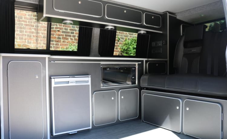 4 Berth VW Transporter Camper King Black Edition