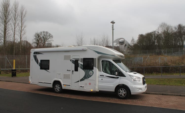 Forth – Spacious Family Motorhome