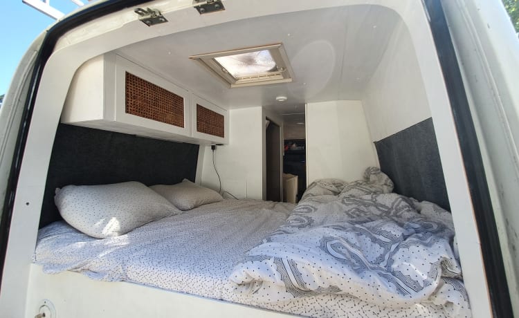 WanderVan Noé – 2P+child Self-build camper perfect for a young family!