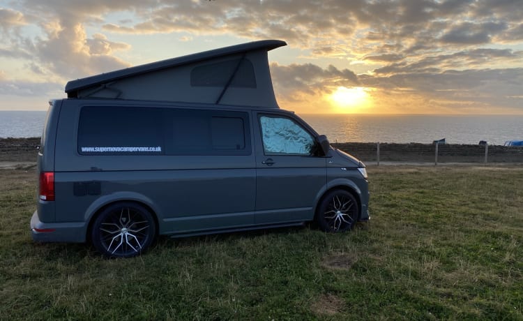 Campervan top di gamma T6.1 di lusso