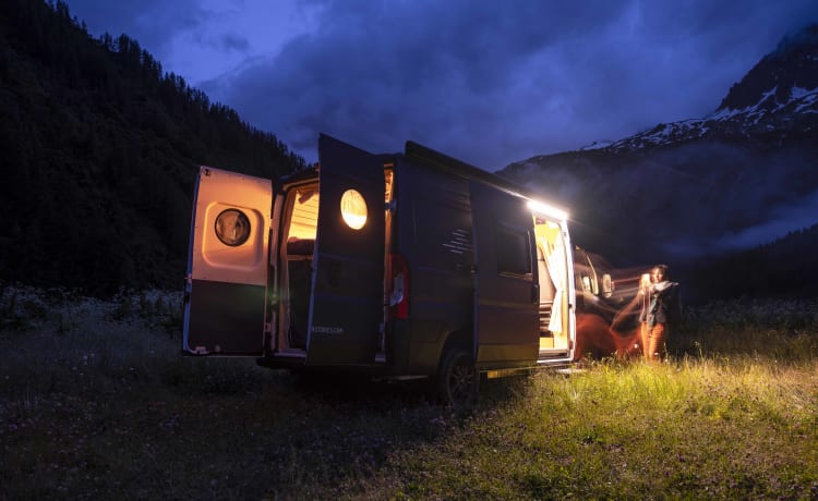 LE VAN ØBERNIGHT Annecy - slapen onder de sterrenhemel