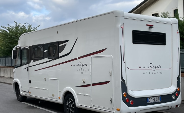 TOP Full Optional Motorhome