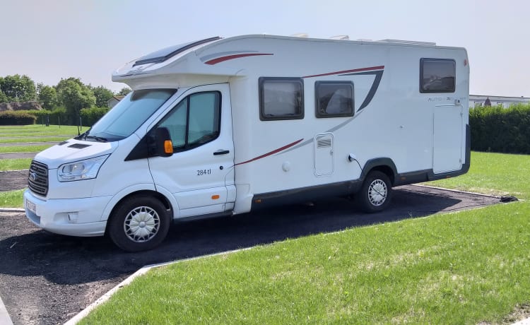 auto-roller – Familie semi-integraal voor 4 personen, Auto-roller Ford