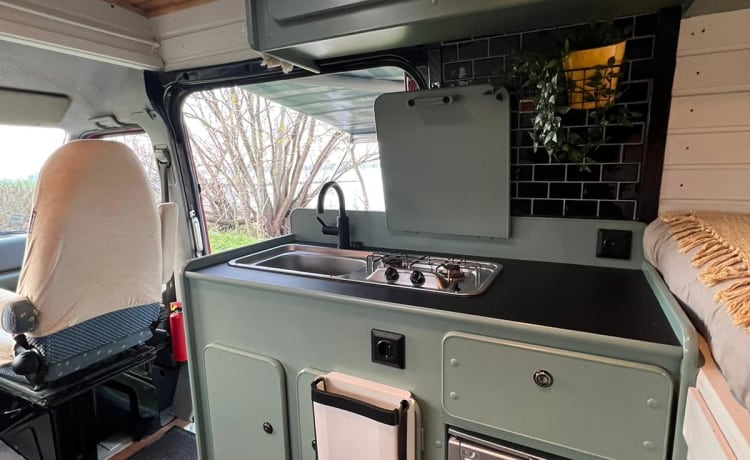 DiDi – Camping-car VW Bus 2p autosuffisant à la hanche