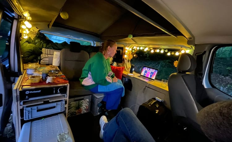 Njord – Spacious practical bus camper