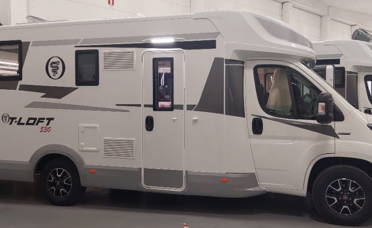 elnagh - new cozy spacious family motorhome