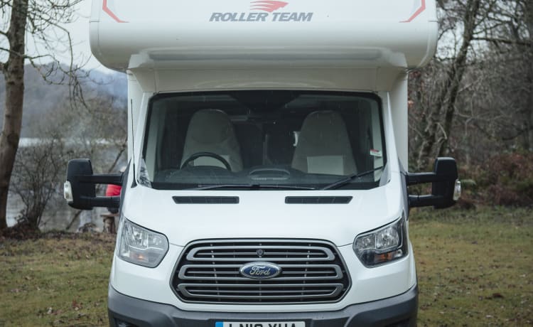 Jura – Jura - 5 Berth Luxury Motorhome