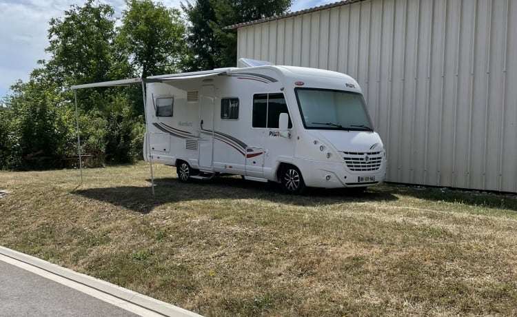 Full comfort motorhome