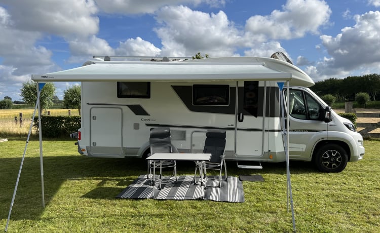 De luxe kampeerders  – Adria Coral 600SL Plus per 2 persone del 2020