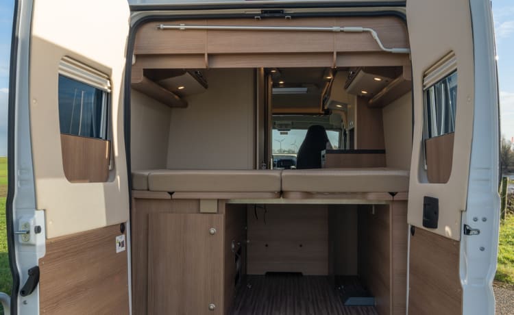 Easy rider compact – Malibu magnifiquement luxueuse et compacte "Off the Grid"