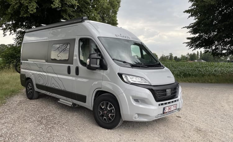 Nieuwe 4 pers. Etrusco 600BB - Fiat Ducato