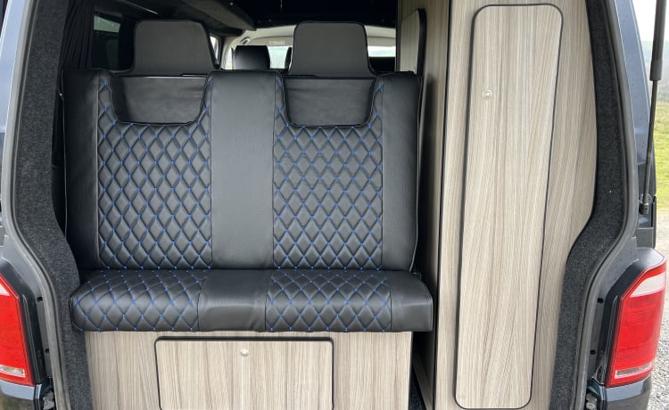 MYF - AMIE – 4 berth Volkswagen campervan from 2018