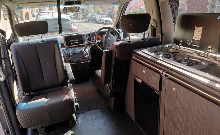 Nessie – Nissan Elgrand - Sleeps 2 - Brand new conversion