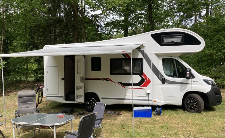 Ideale familiecamper! – Bella alcova Challenger 7p del 2021