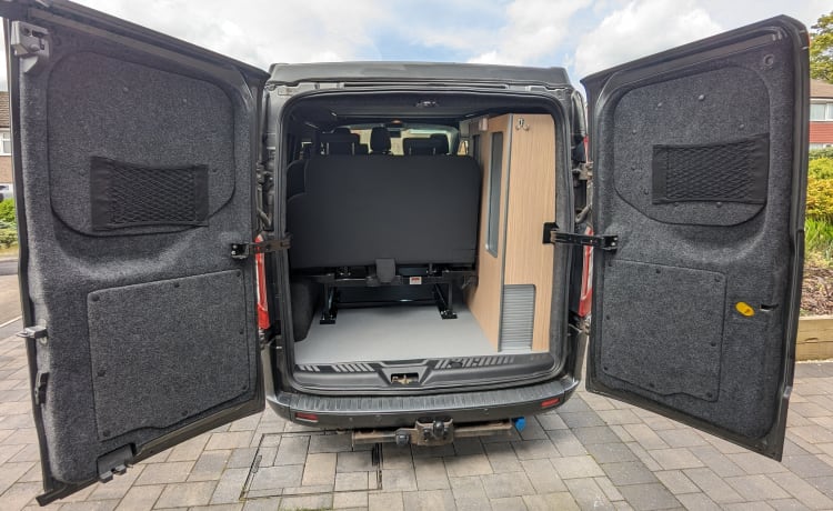 Ford Transit Custom; KOSTENLOSE VERSICHERUNG