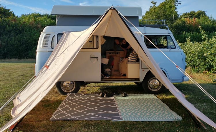 Skye – 2011 VW T2 zeldzame STUURBEKRACHTIGING en moderne betrouwbaarheid