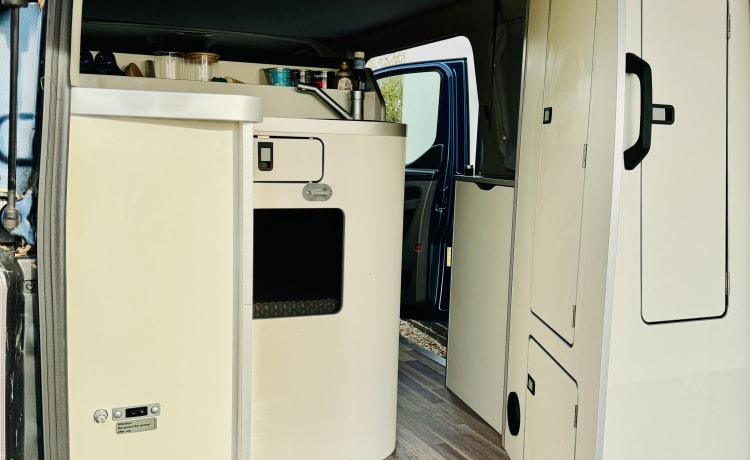 Steve D – Camper Ford a 4 posti letto del 2020