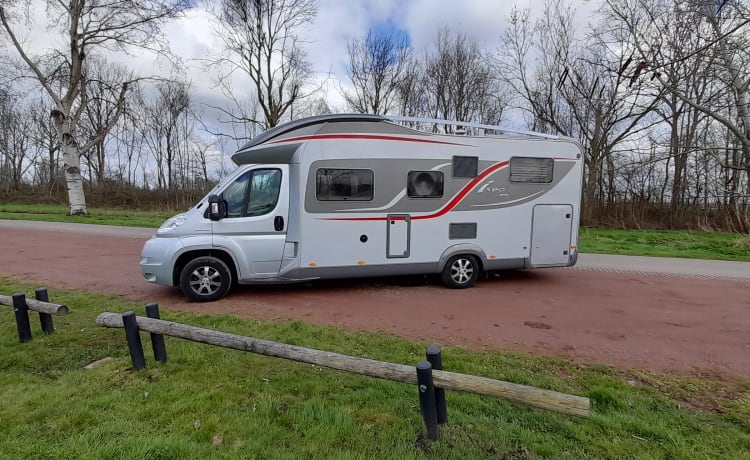 Luxe camper 4 personen automaat.