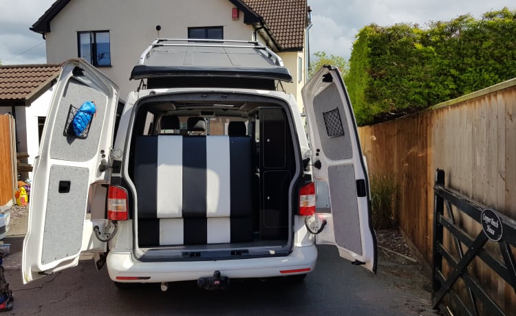 Elvis – VW T5 befindet sich in West Country