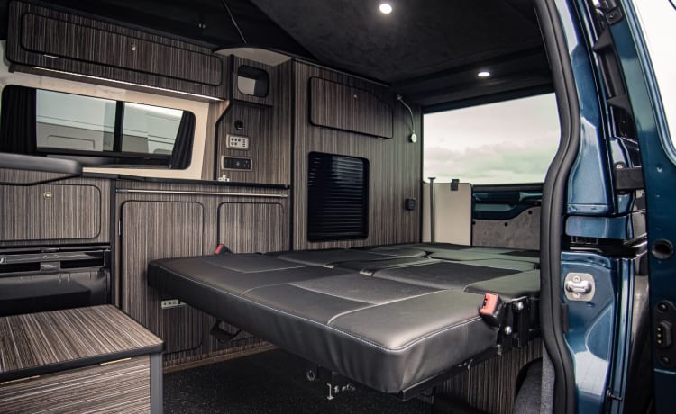 Jura – Camper Ford a 4 posti letto del 2022