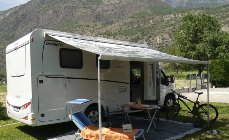 5star – Votre camping-car 5 étoiles. 