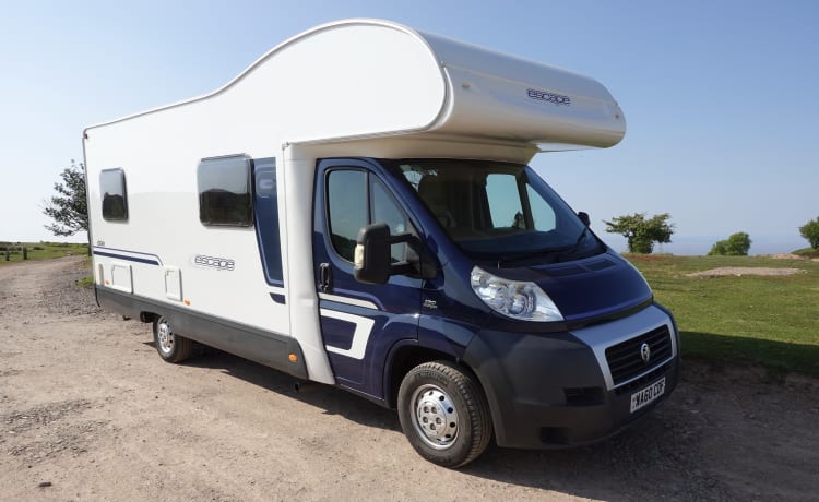 Oliver – Superbo camper Swift a 6 posti letto