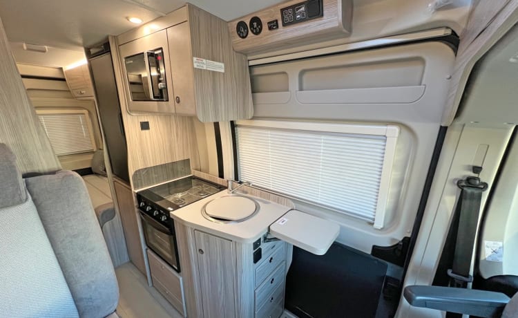 Betty George – Elddis 4-Bett-Campervan mit Automatik, 2024