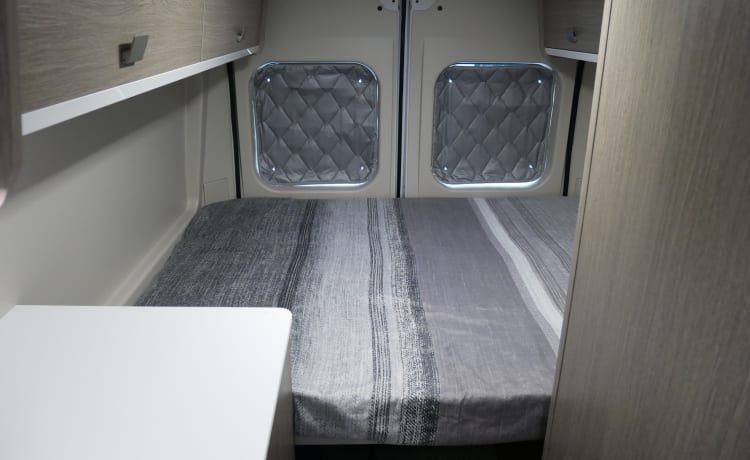 Chausson3, 2 sleeping- 4 seats.