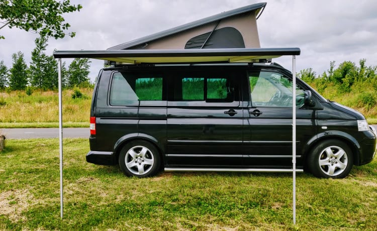 Camping-car 2.5 TDI Multivan T5 Highline noir