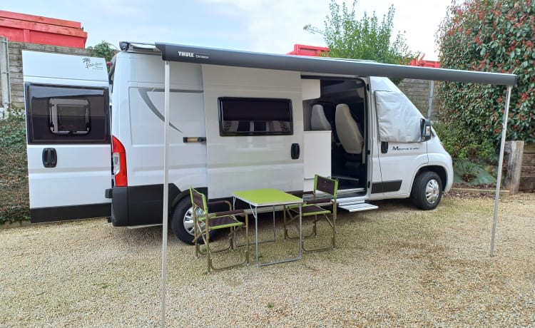 Campervan35 – Furgone Mc Louis Fiat 140 cv nuovo 4 posti letto cabina Fiat nuova