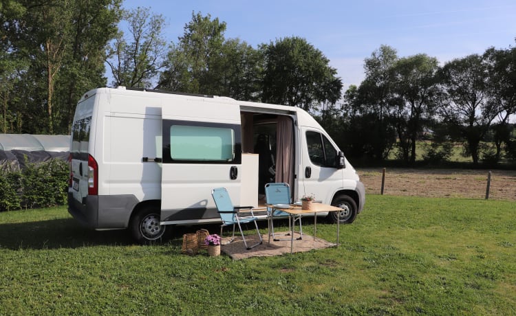 Odette – Odette De Campervan - van pour 2 personnes