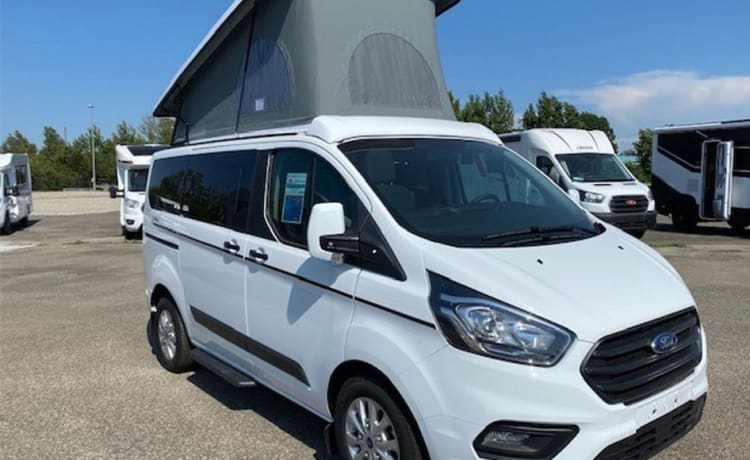 Camping-car bus Laika Urban "California" avec toit relevable