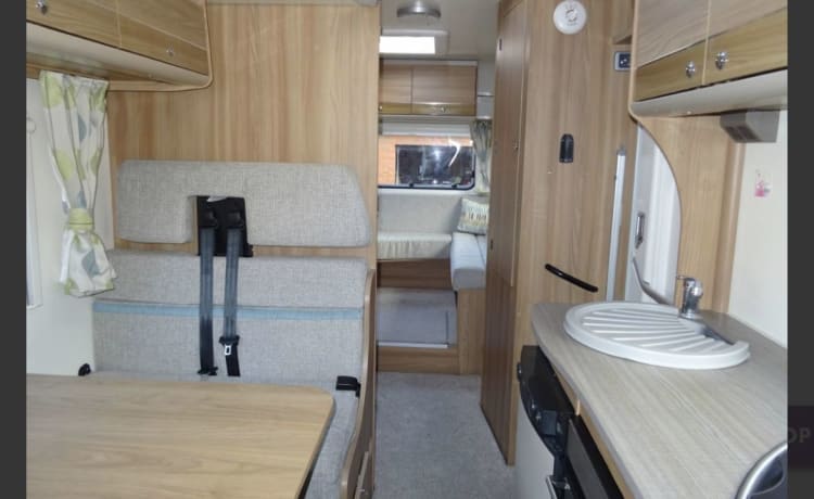 6 berth Bailey semi-integrated from 2017