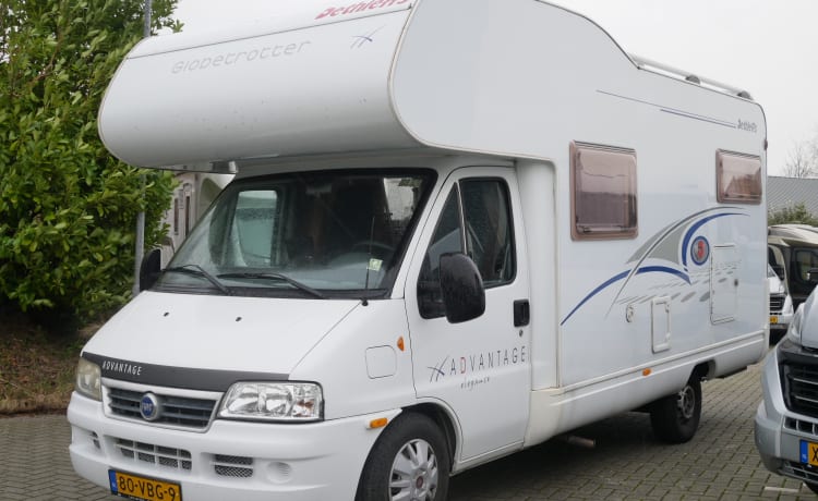 Dethleffs Advantage Elegance Alkoof 4 Personen!!