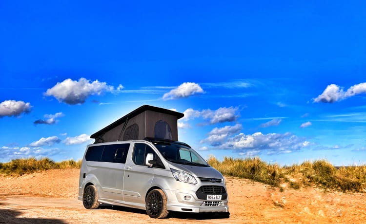 Becky – Ford Transit Custom Wohnmobil 4 Schlafz