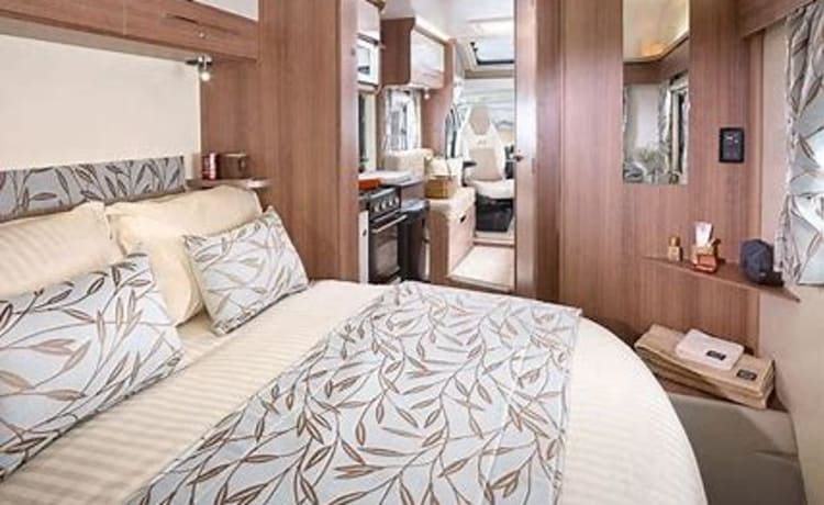 Luxury Staycation in this Bailey 742