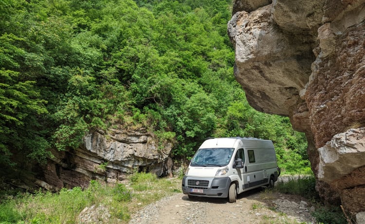 Vennie – 2p Fiat Ducato Buscamper