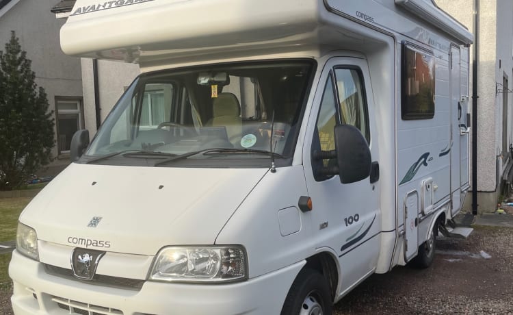 Big Booty Bertha – 4 Berth Family Motorhome