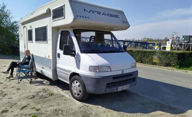 E-land – Camper accogliente e molto spazioso