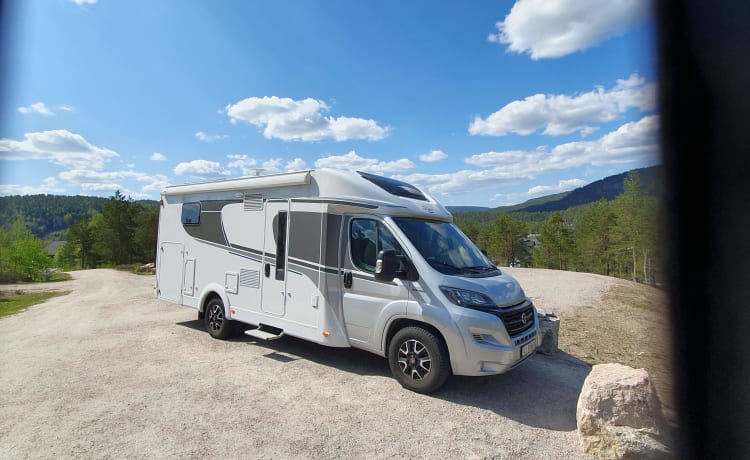 Snoopy – Carado Fiat Ducato 2021 4 Personen Automatik