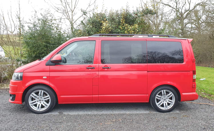 Neu & komplett umgebauter VW T5.1 Campervan