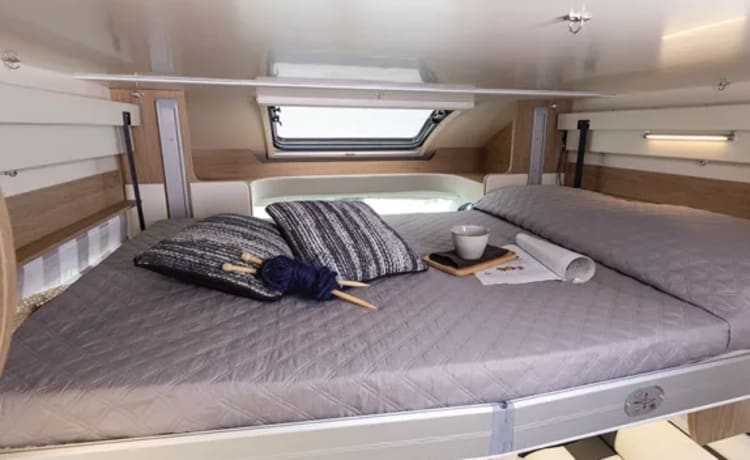 Brand new Roller Team Autoroller 707 luxury motorhome