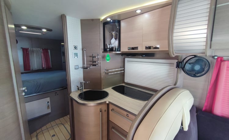 nicostef57810 – Integral HEAVYWEIGHT motorhome.