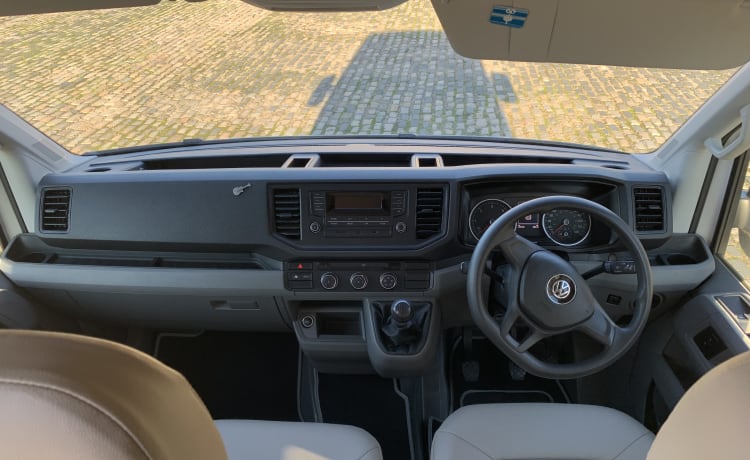 VW Crafter – Wander Frau