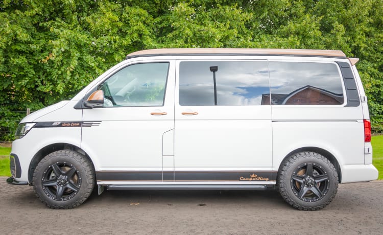 Harriette – 4-persoons Volkswagen campervan uit 2021