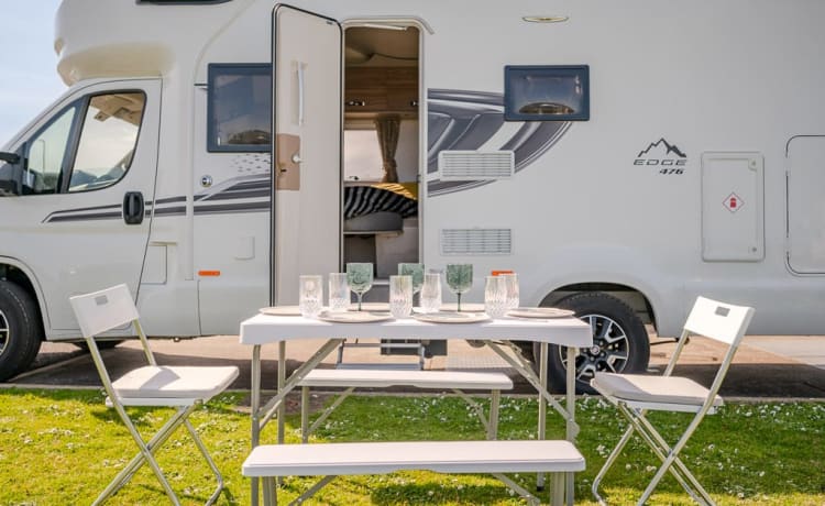 Diamond Leisure motorhome  – 6-persoons Fiat-bus uit 2021