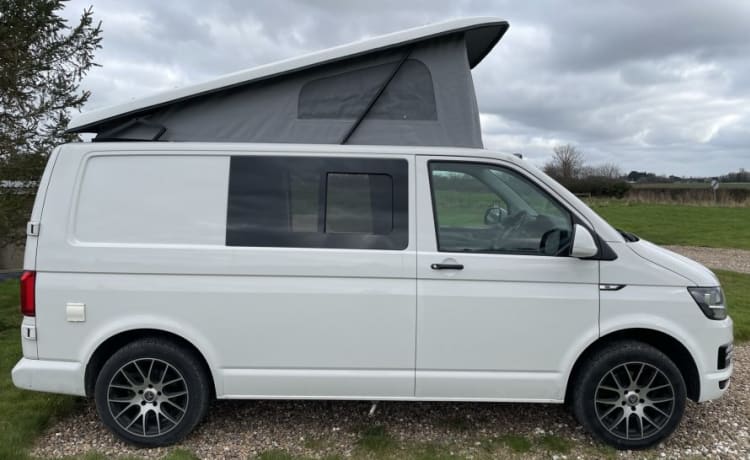 4-persoons Volkswagen campervan uit 2018