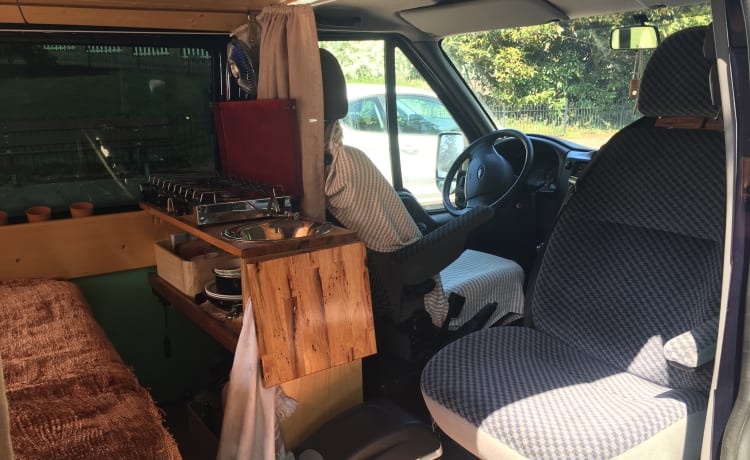 De Blauwe Rakker – Camping-car atmosphérique pour l'amateur de plein air - Ford Transit