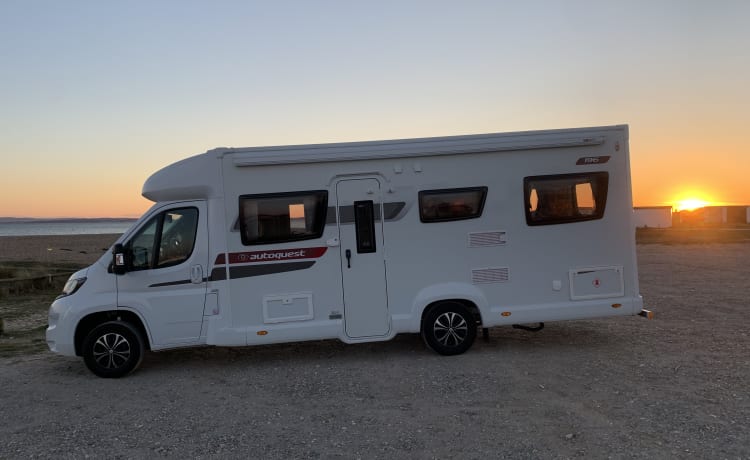 Autoquest 196 – Autoquest 196 camper 6 posti letto