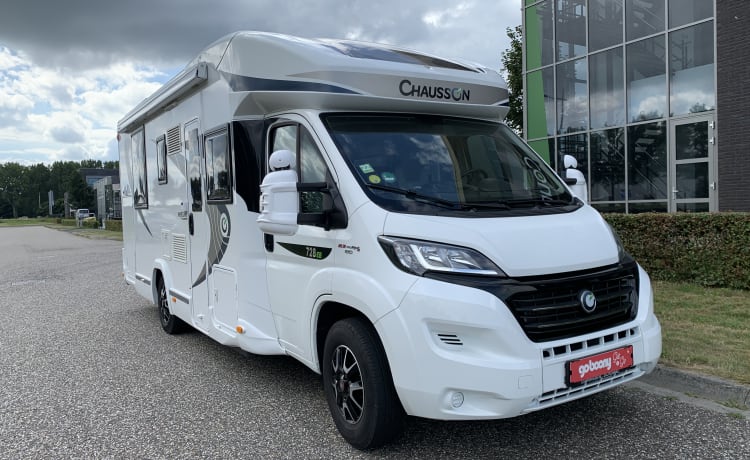 4p Chausson semi-integrated uit 2018